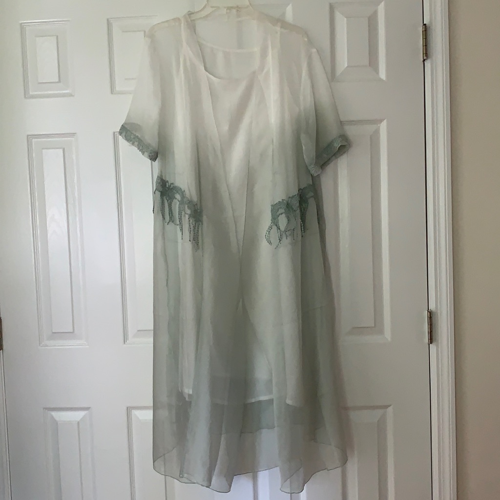 Brand New 2 Pieces Dress Size M